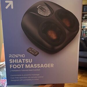 RENPHO Black Shiatsu Foot Massager with Remote - NEW